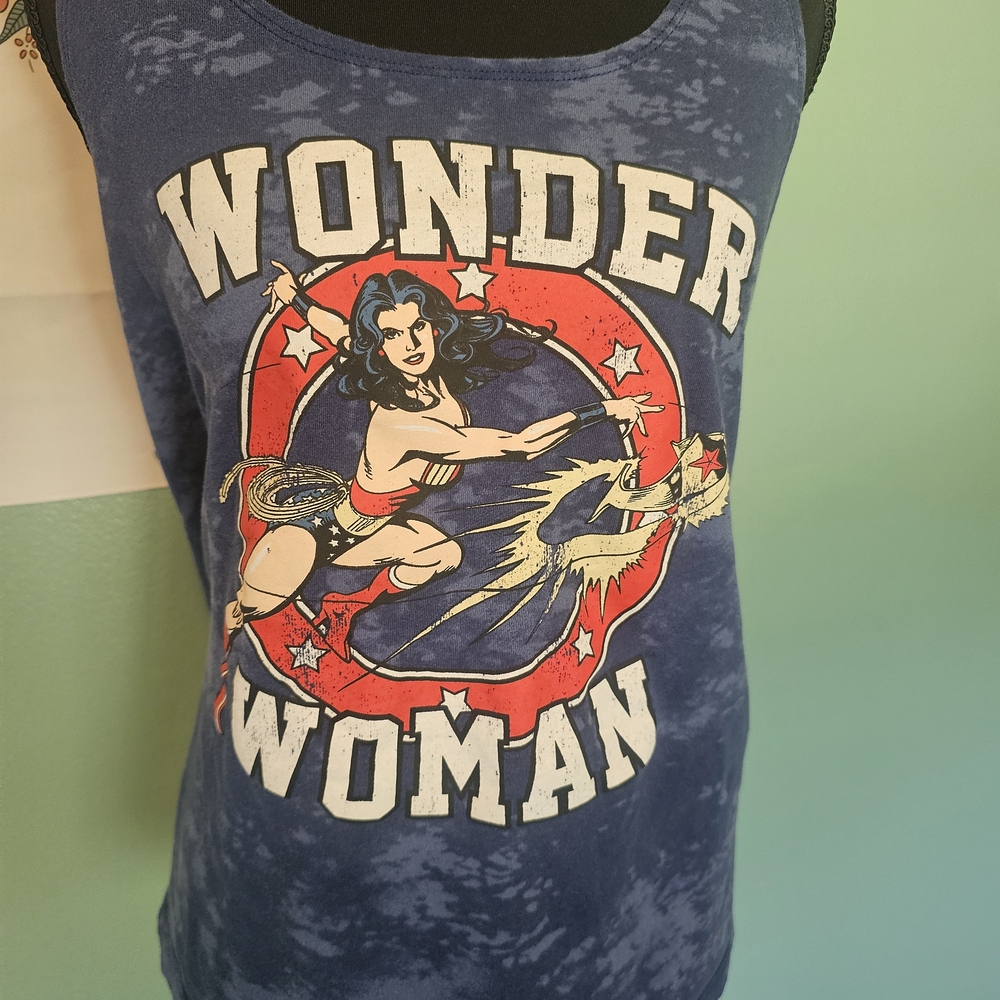 DC Comics Wonder Woman Red Blue Graphic Tank